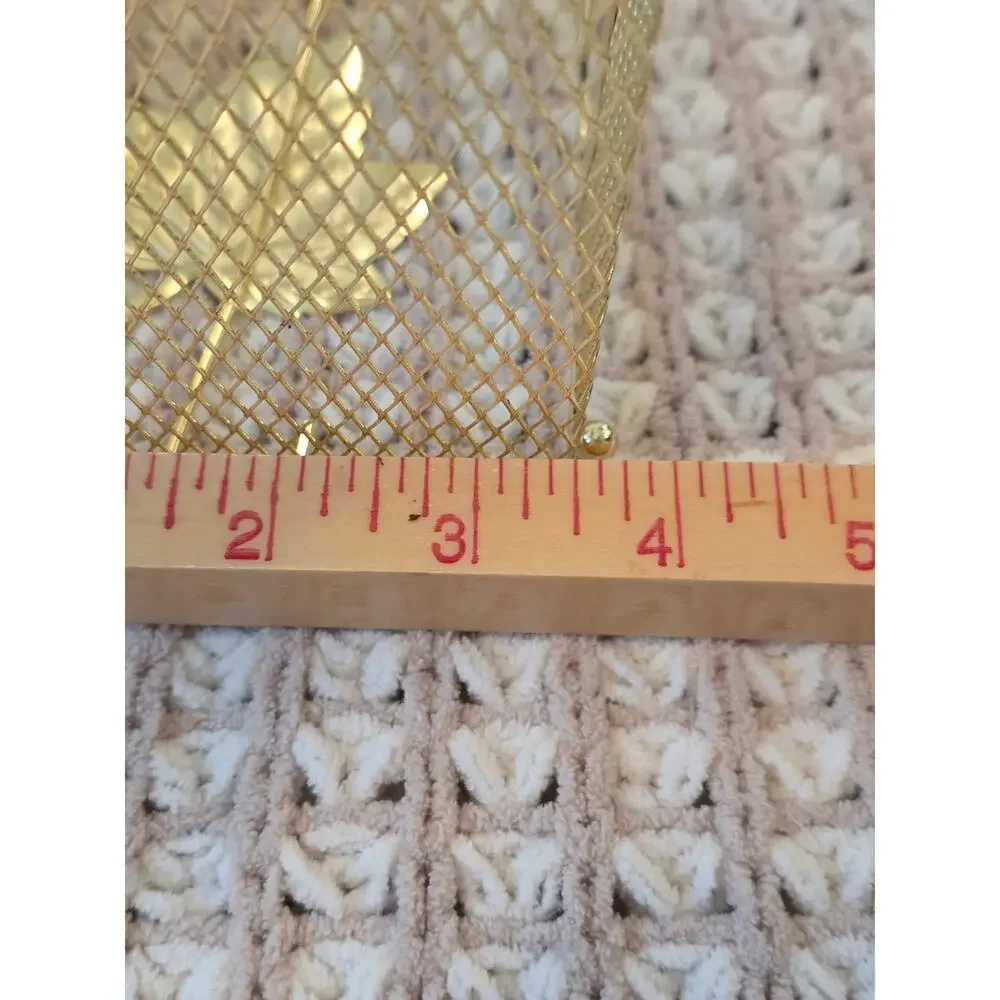 VTG MCM Metal Mesh Gold Tone Kleenex Box Cover with Rose and Leaf Design